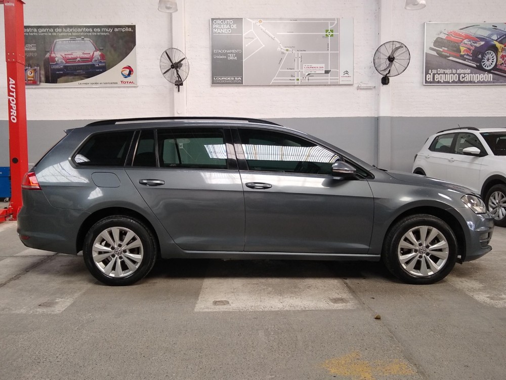 Volkswagen Golf Variant Comfortline bluemotion TSI 1.4 — foto 4